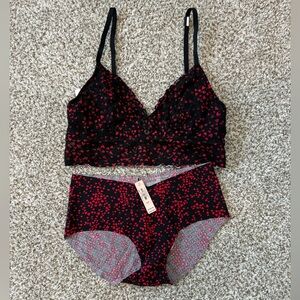 🆕 NWT Victoria’s Secret Matching Black Panties & Bralette Lingerie Size Medium